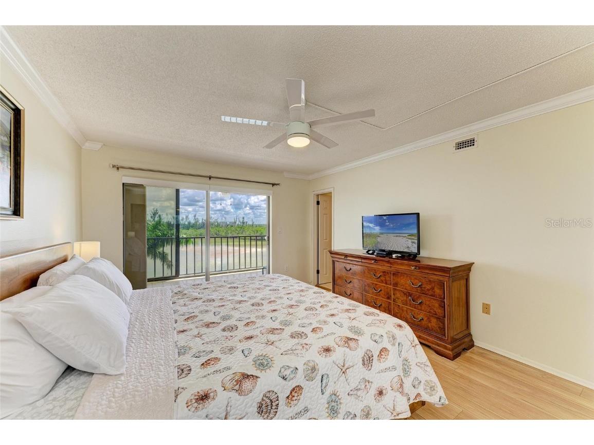 9397 Midnight Pass Road #405 Sarasota FL 34242 - LITTLE SARASOTA BAY/ICW A4663823 image23