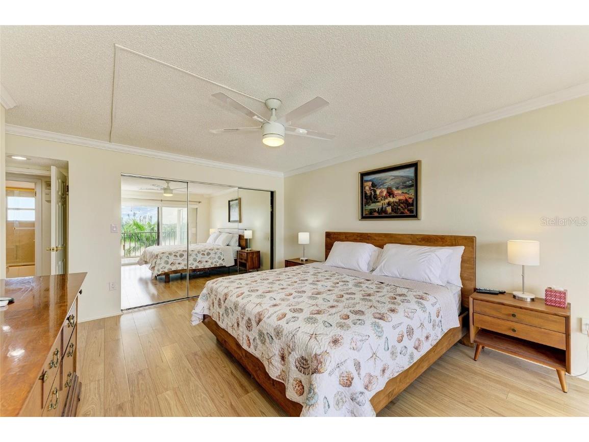 9397 Midnight Pass Road #405 Sarasota FL 34242 - LITTLE SARASOTA BAY/ICW A4663823 image24