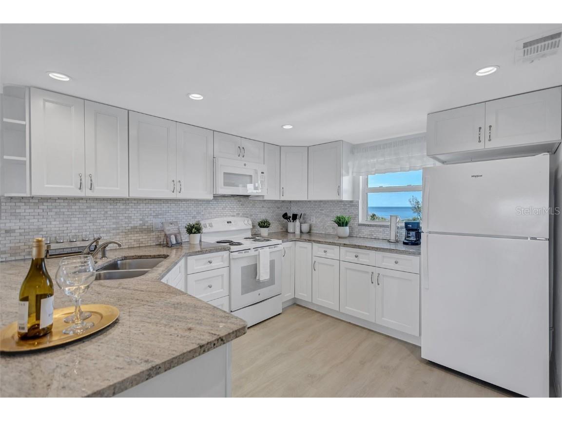 9397 Midnight Pass Road #505 Sarasota FL 34242 - INTERCOASTAL WATERWAY A4664397 image9