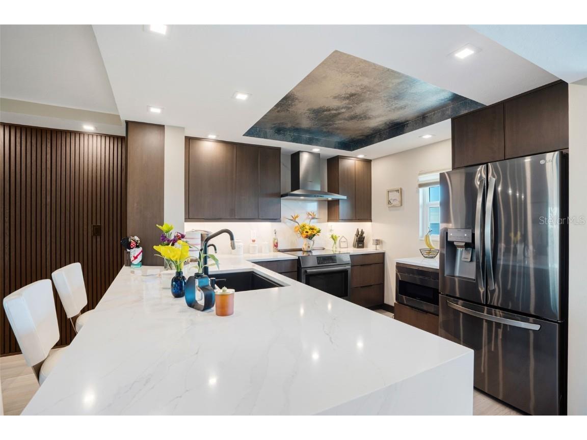 9397 Midnight Pass Road #905 Sarasota FL 34242 A4669008 image3