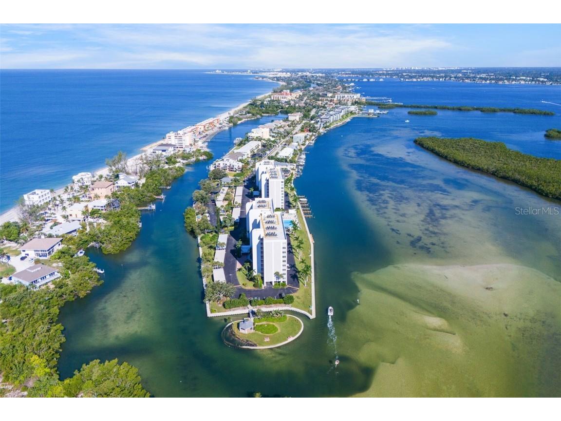 9397 Midnight Pass Road #905 Sarasota FL 34242 A4669008 image37