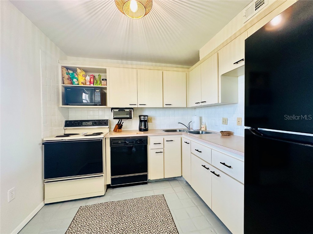 9397 Midnight Pass Road #P3 Sarasota FL 34242 - THE GULF ICW BAY LAGOON A4663097 image13