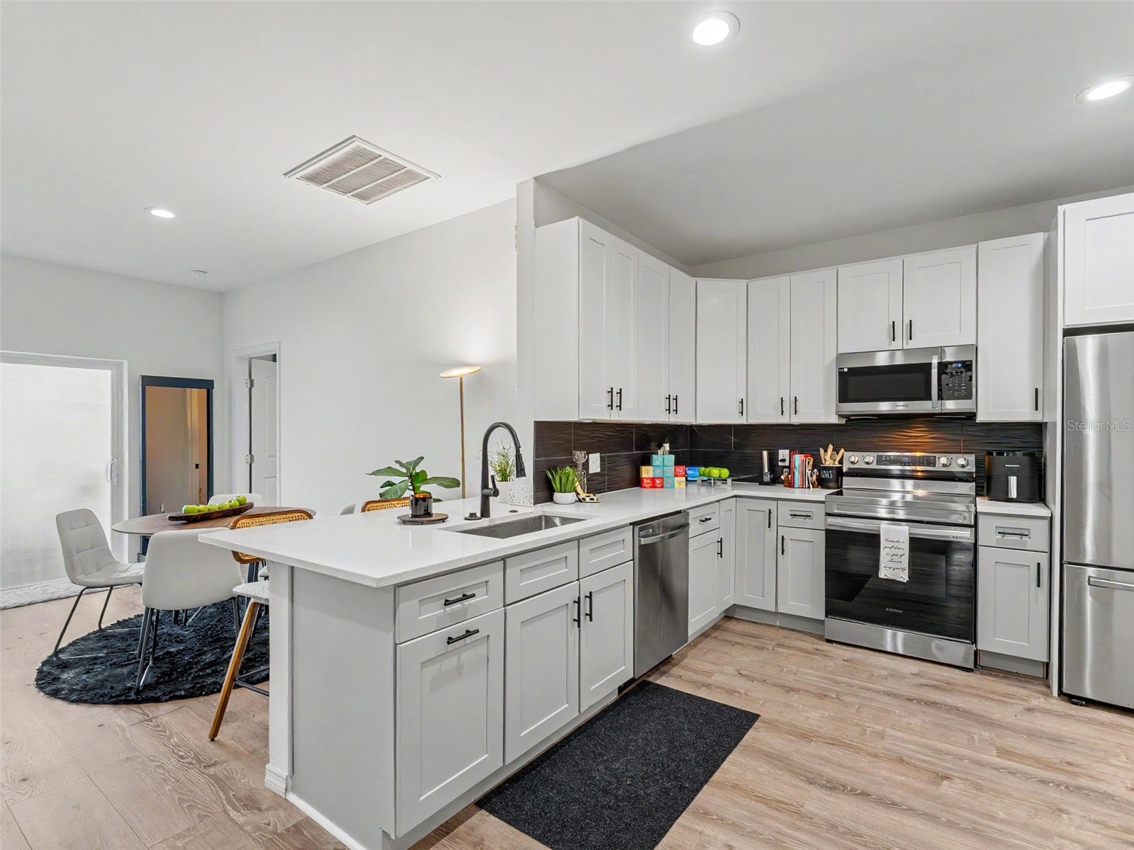 9397 Northcliffe Boulevard Spring Hill FL 34606 W7885407 image18