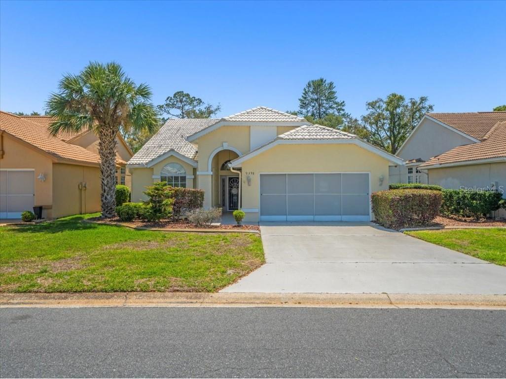 9398 Mississippi Run Weeki Wachee FL 34613 W7874556 image1