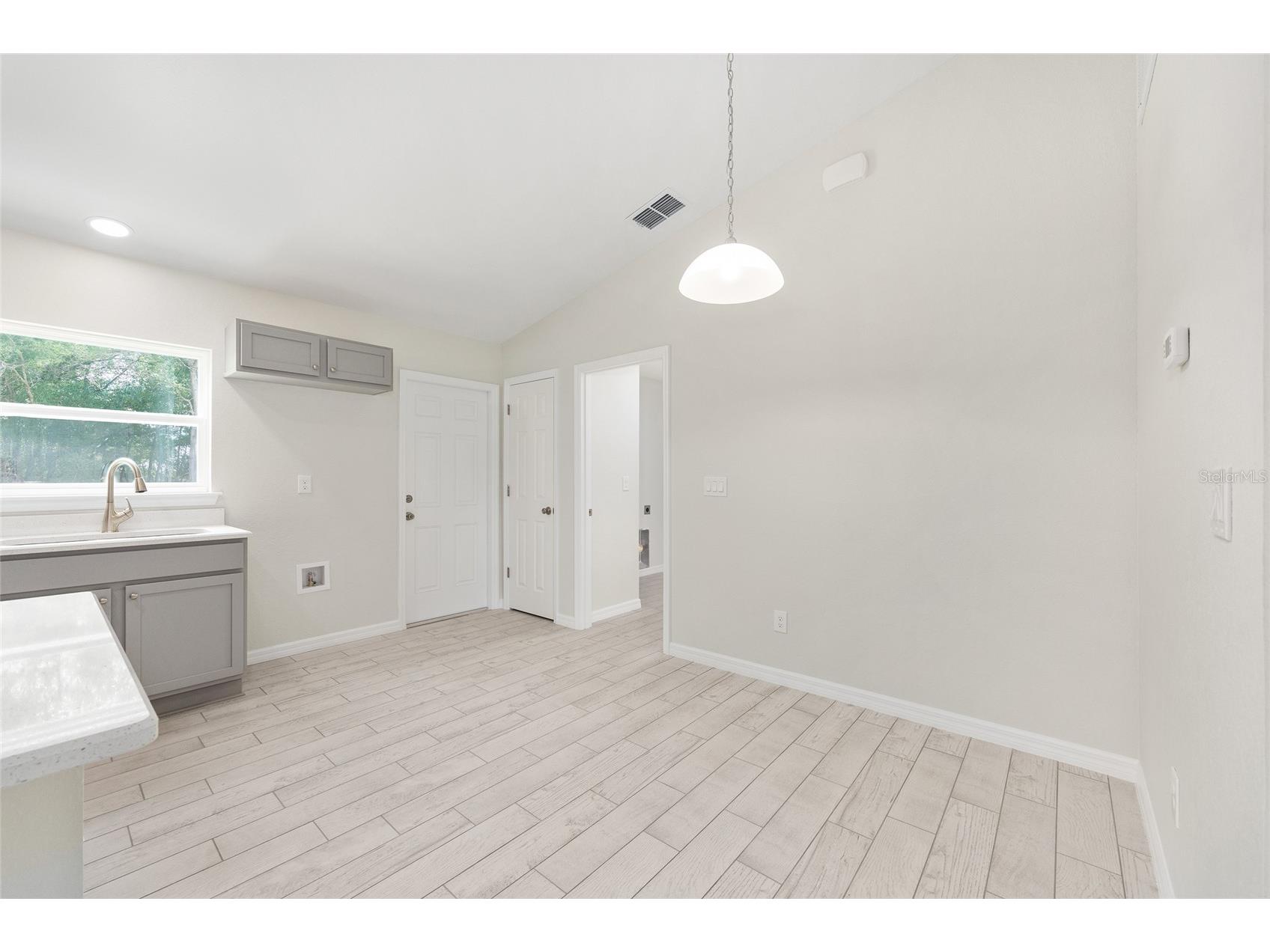 94 Dogwood Drive Loop Ocala FL 34472 OM725844 image17
