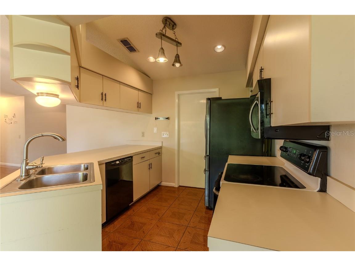 94 Lake Daisy Boulevard Winter Haven FL 33884 P4936428 image7