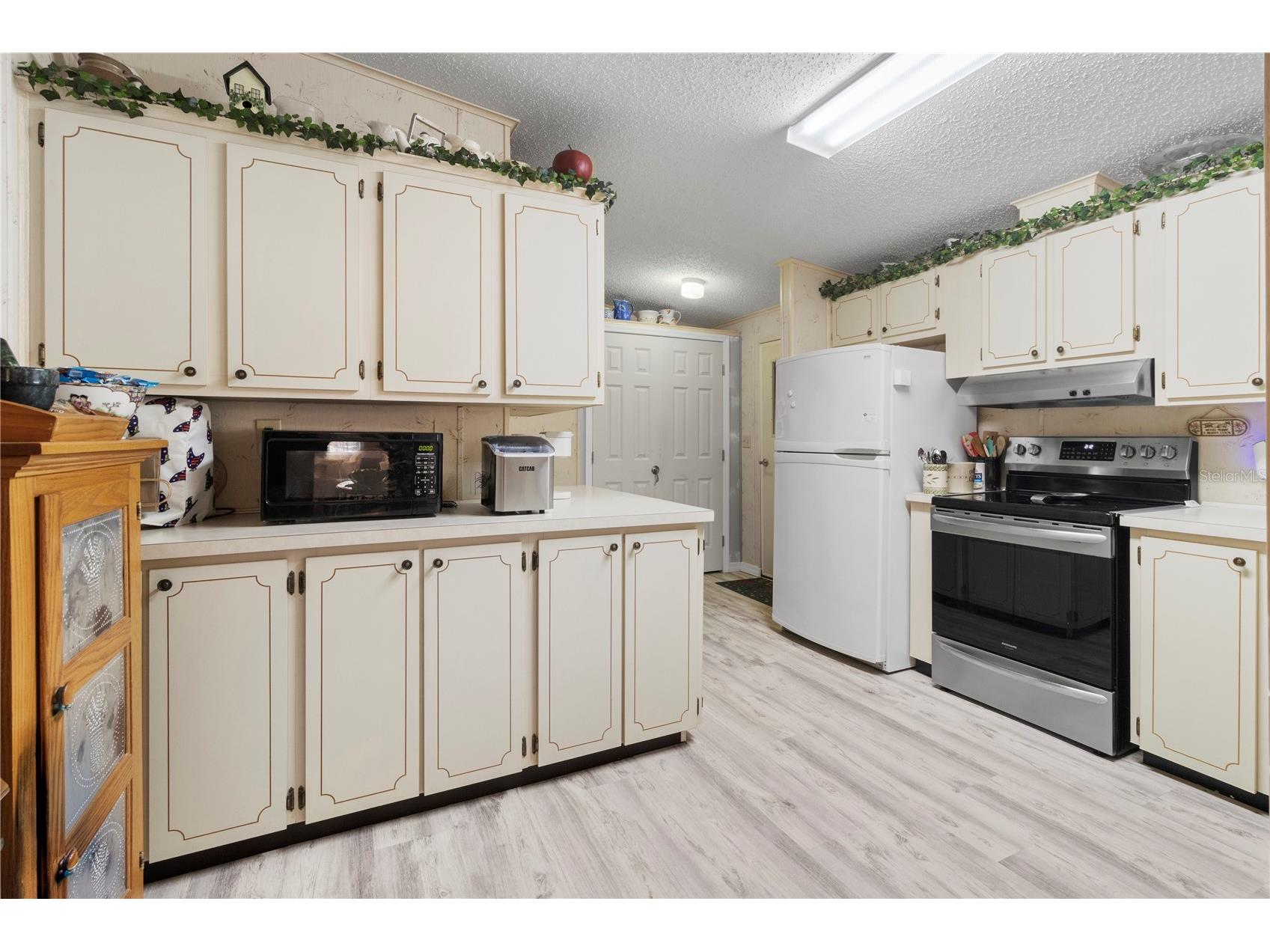 94 Meadow Circle Ellenton FL 34222 A4684379 image18
