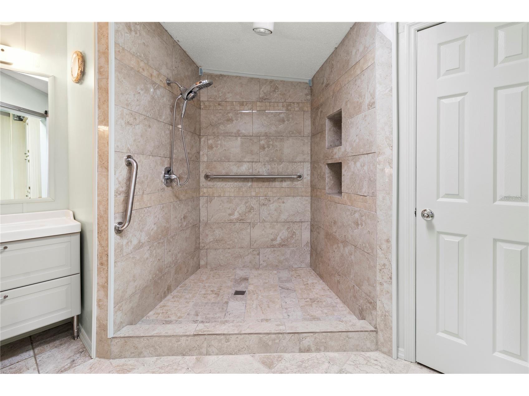 94 Meadow Circle Ellenton FL 34222 A4684379 image34