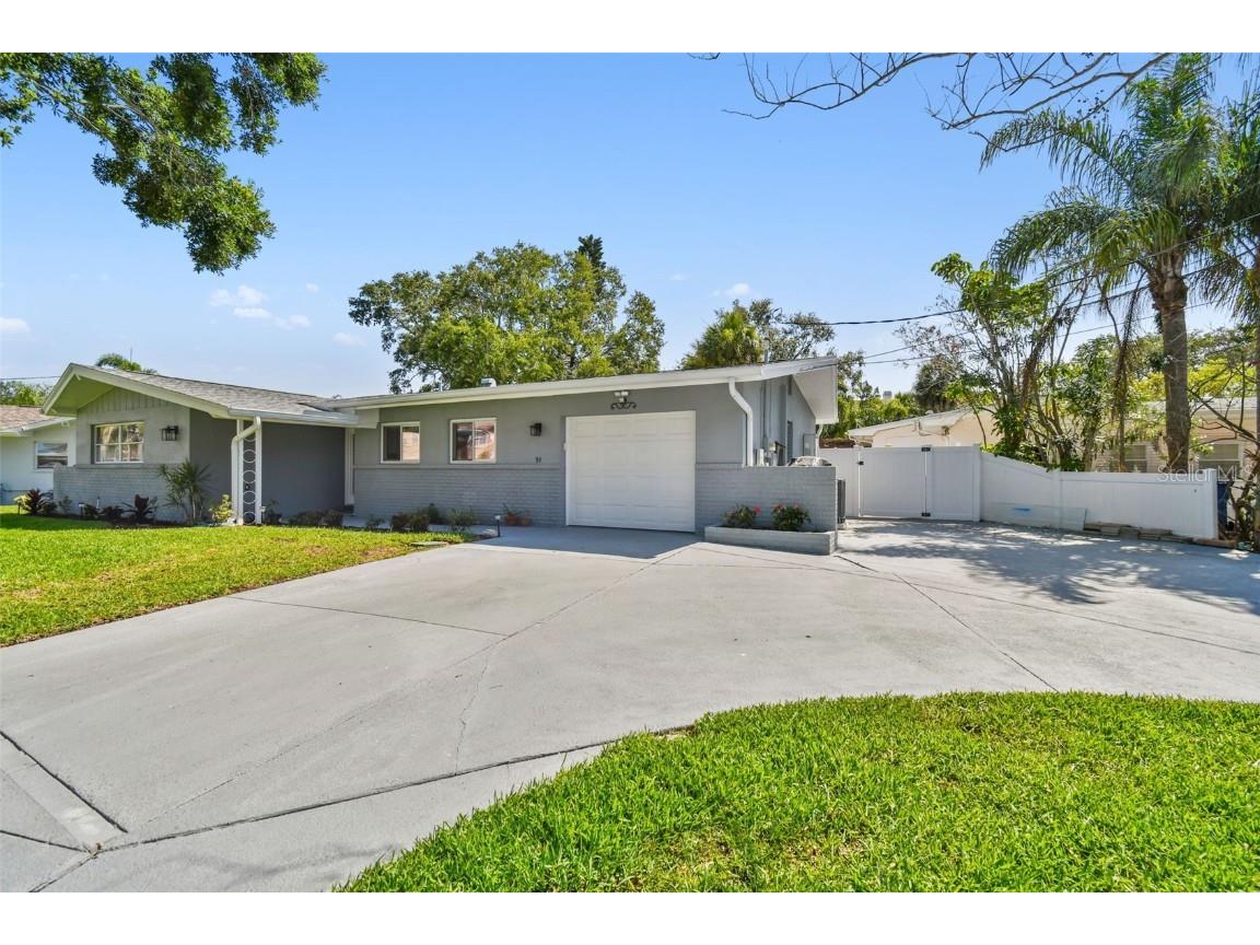 94 Nicholas Drive Dunedin FL 34698 TB8390912 image2