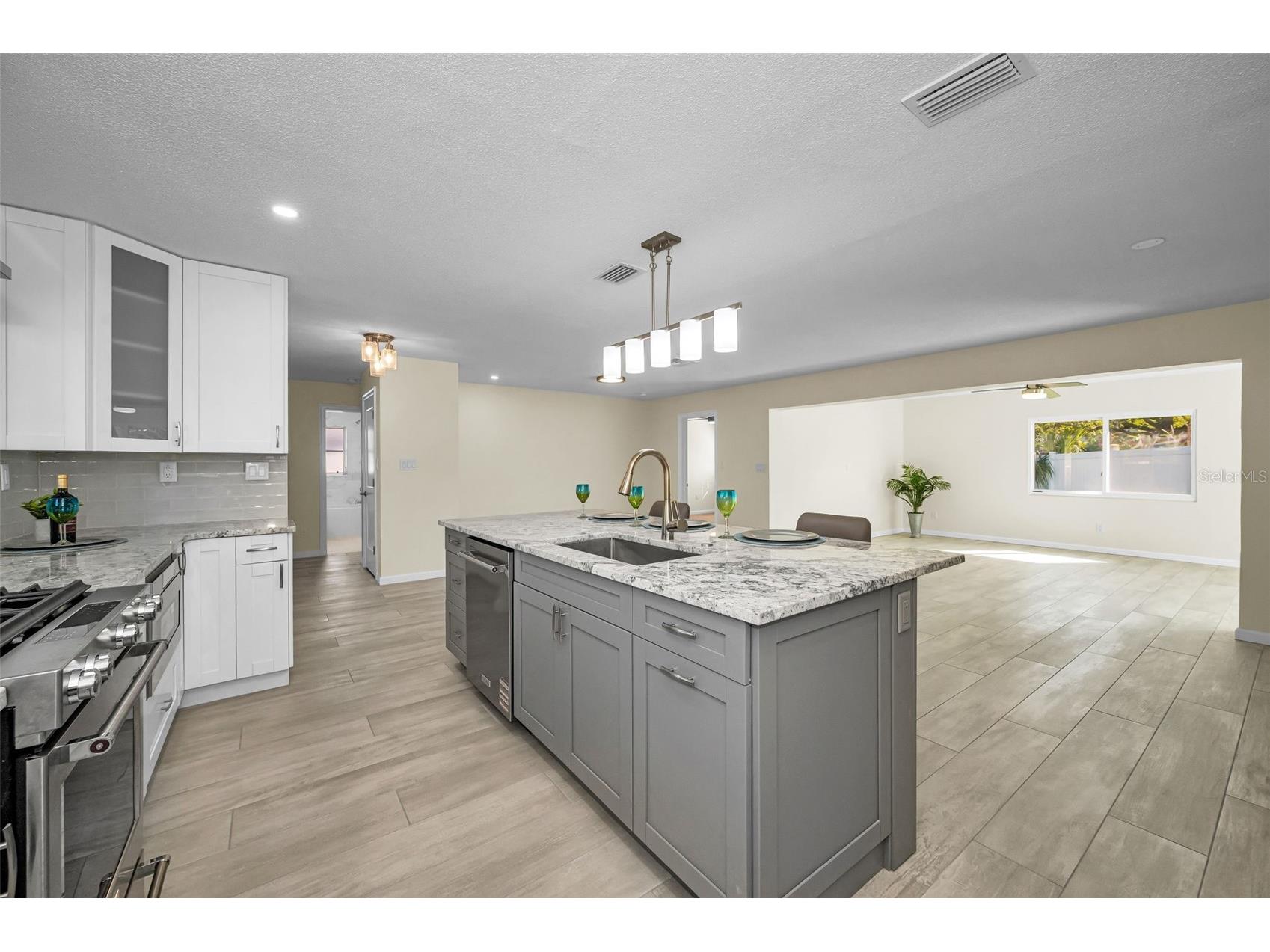 94 Nicholas Drive Dunedin FL 34698 TB8502037 image18