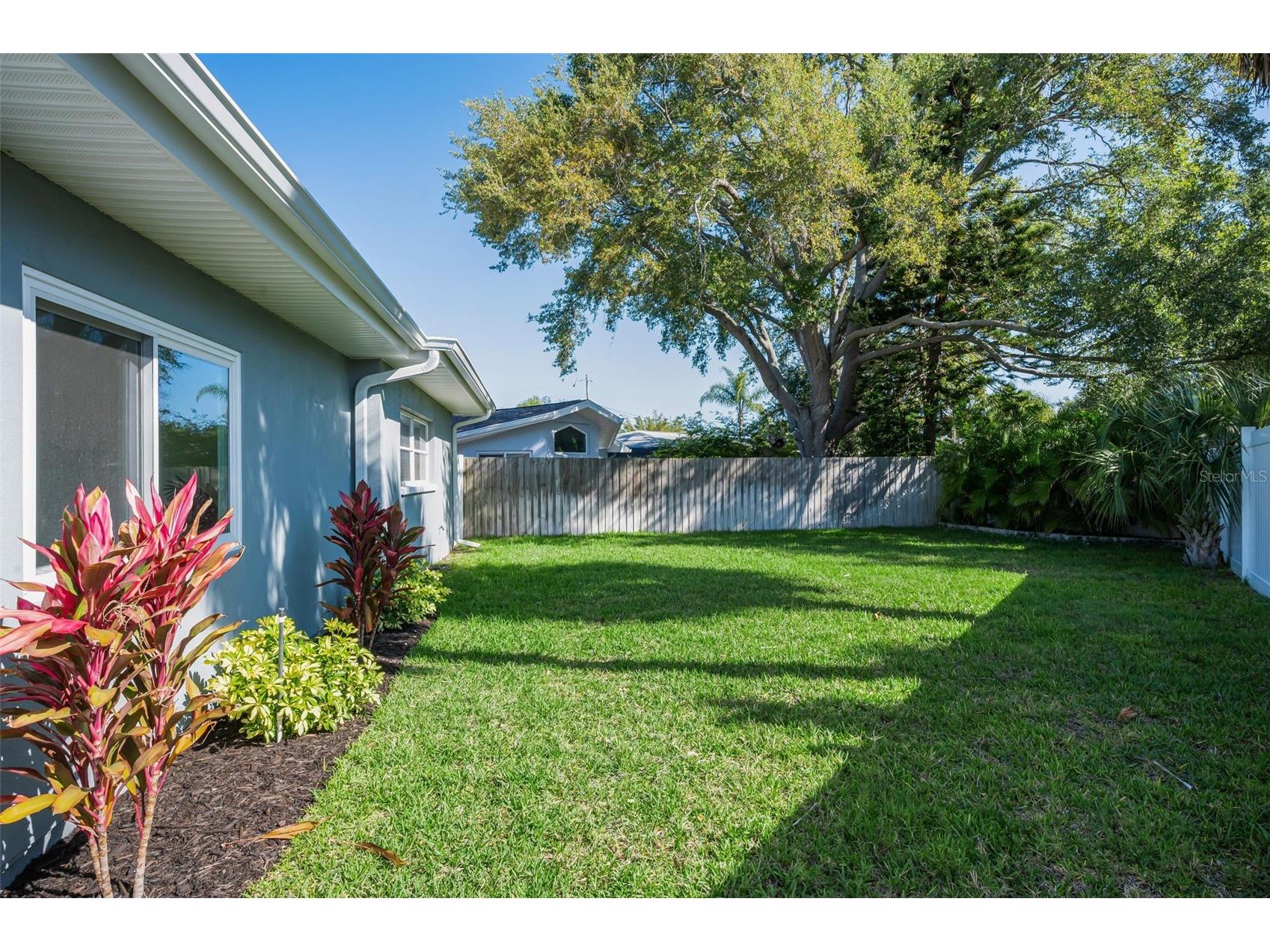 94 Nicholas Drive Dunedin FL 34698 TB8502037 image30