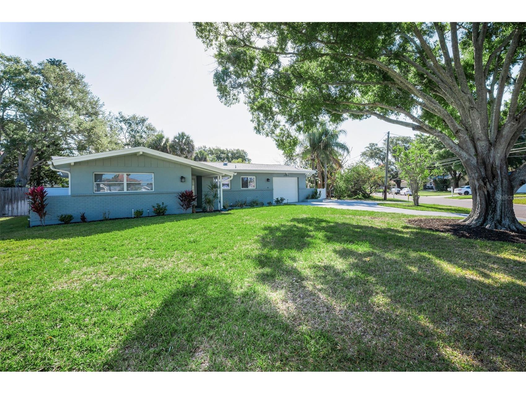 94 Nicholas Drive Dunedin FL 34698 TB8502037 image35