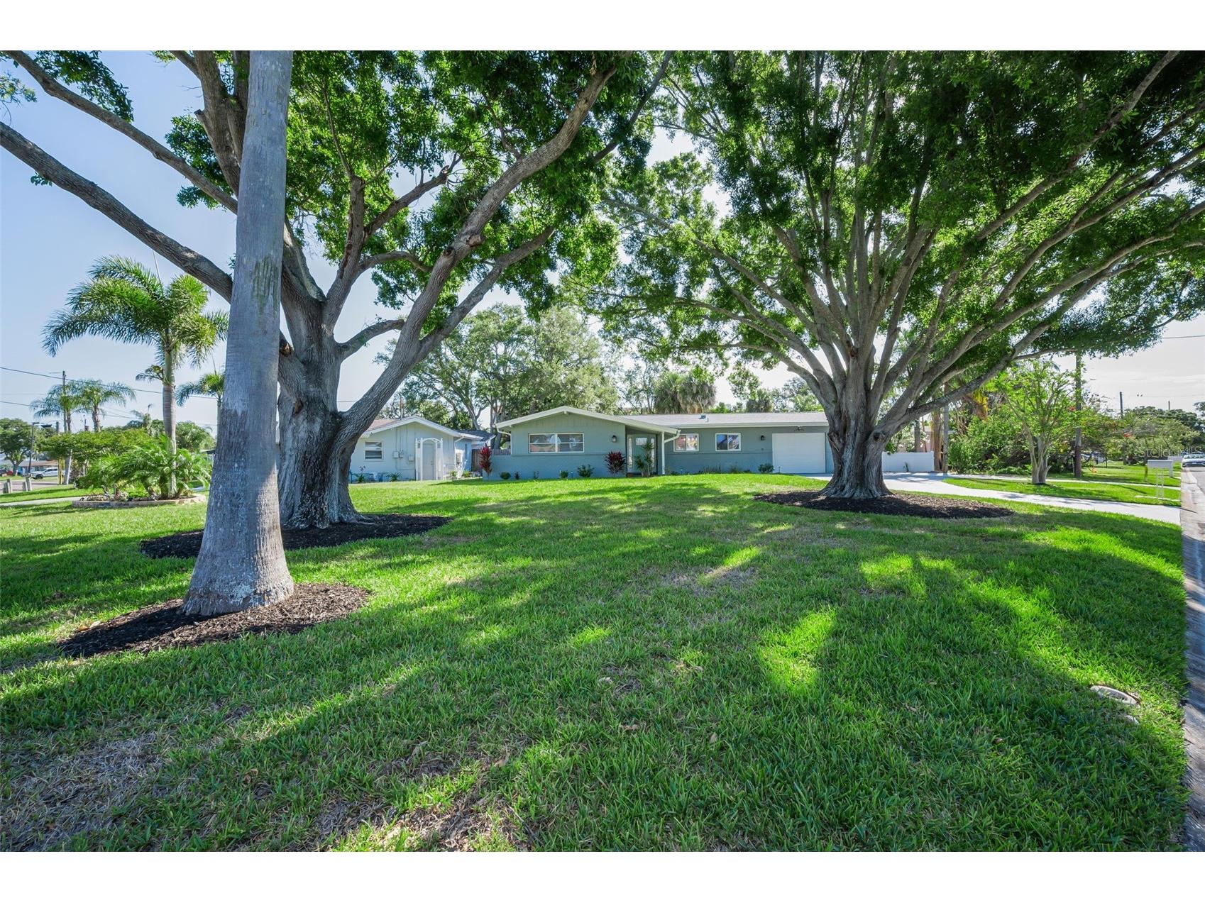 94 Nicholas Drive Dunedin FL 34698 TB8502037 image37