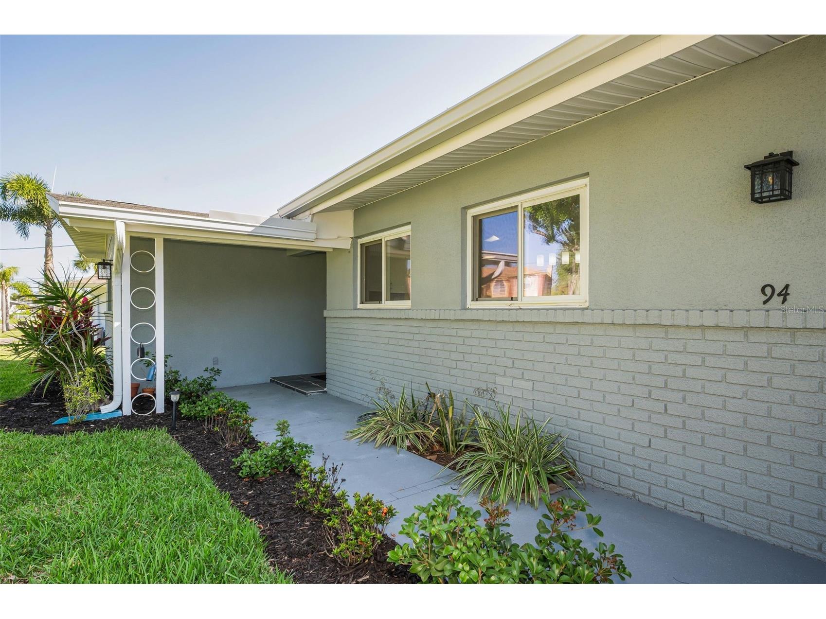 94 Nicholas Drive Dunedin FL 34698 TB8502037 image5