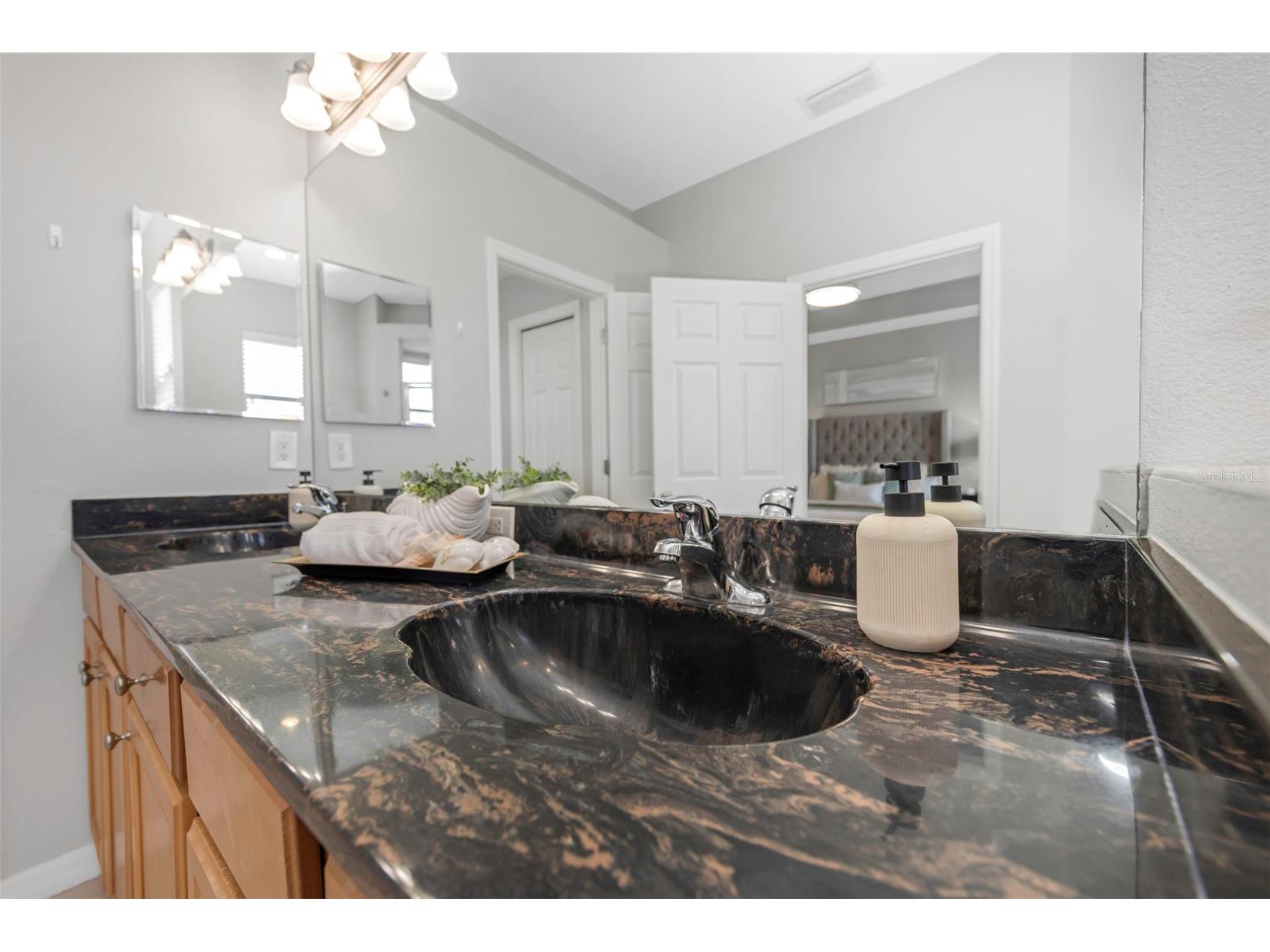 94 S Highland Avenue #2401 Tarpon Springs FL 34689 TB8511731 image22