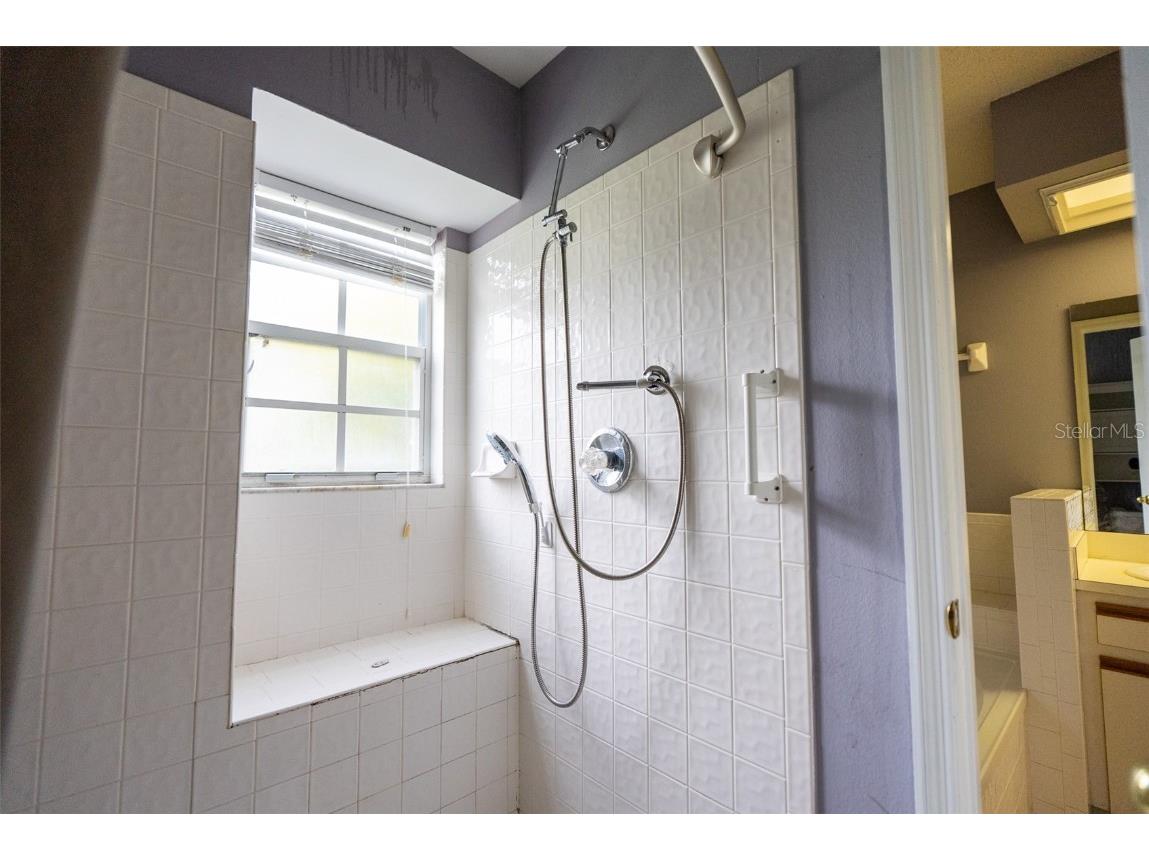 94 Saint Kitts Circle Winter Haven FL 33884 P4936887 image34