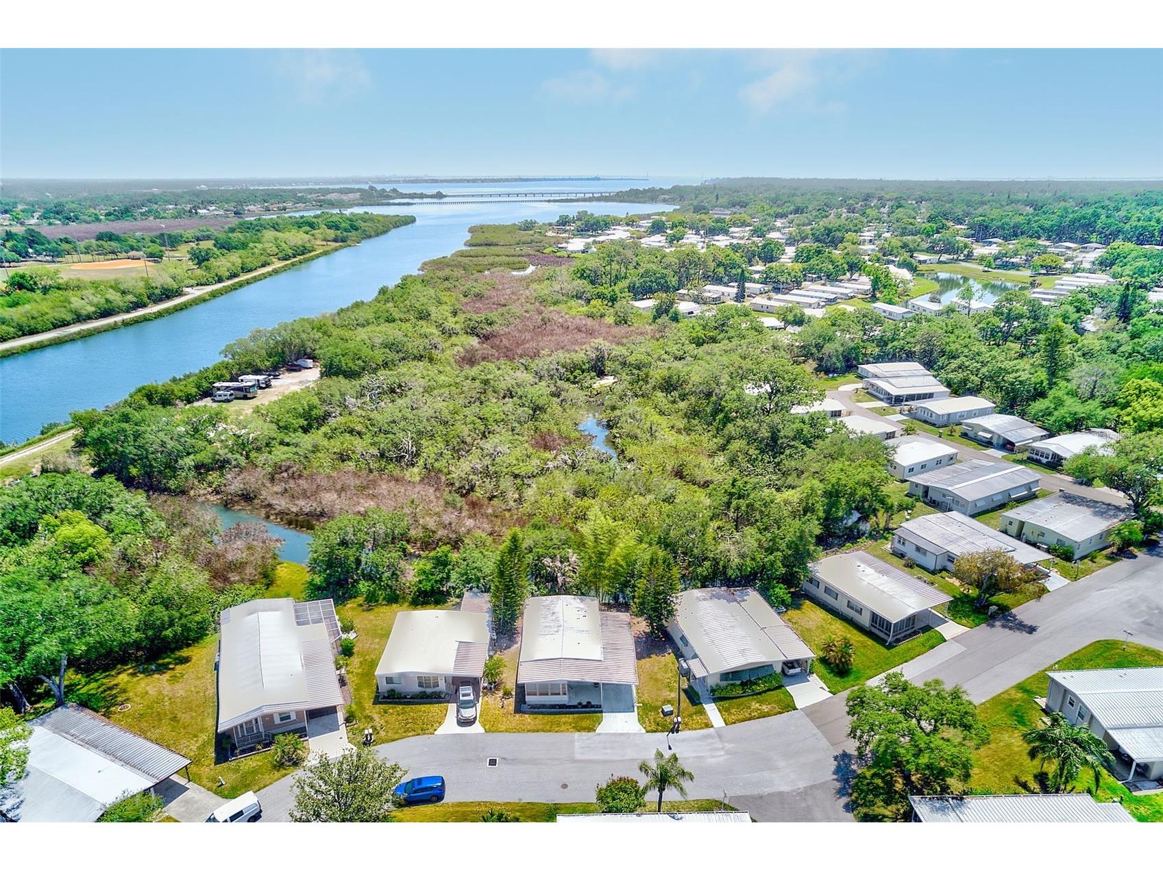 94 Sugar Bear Drive #55 Safety Harbor FL 34695 TB8498889 image35