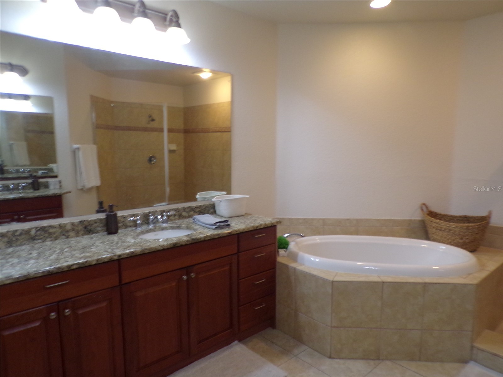 94 Vivante Boulevard #302/9432 Punta Gorda FL 33950 C7524379 image5