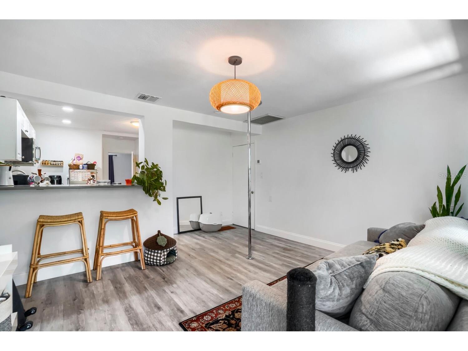 940 25th Street N Saint Petersburg FL 33713 TB8519512 image3