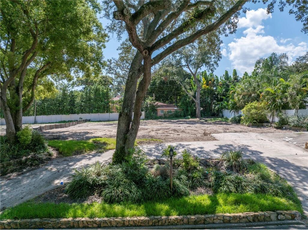 940 42nd Avenue N Saint Petersburg FL 33703 TB8305807 image1