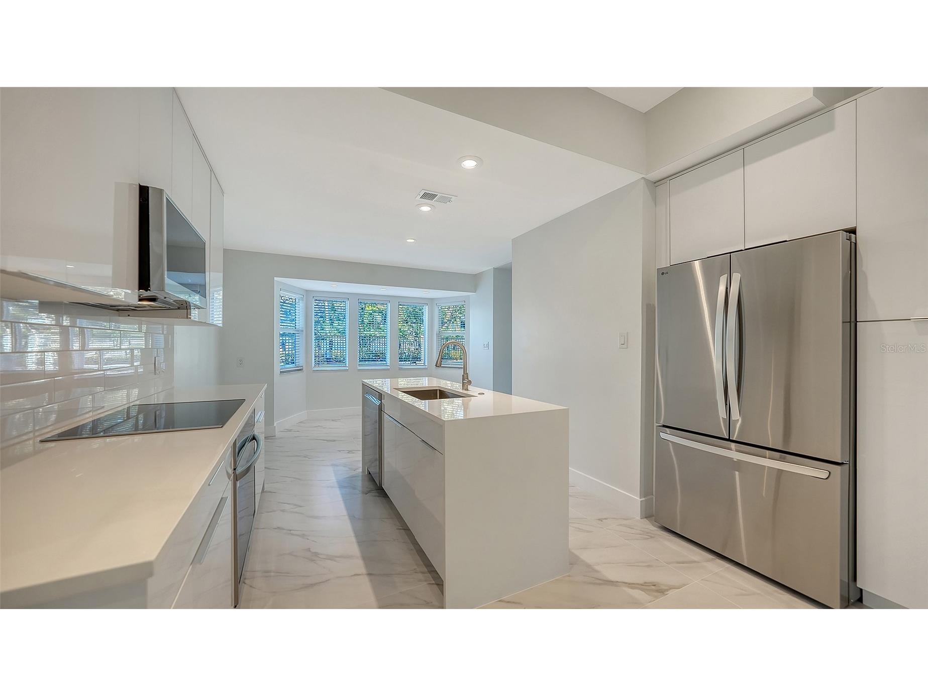 940 Alameda Way Sarasota FL 34234 - WHITAKER BAYOU A4683727 image10