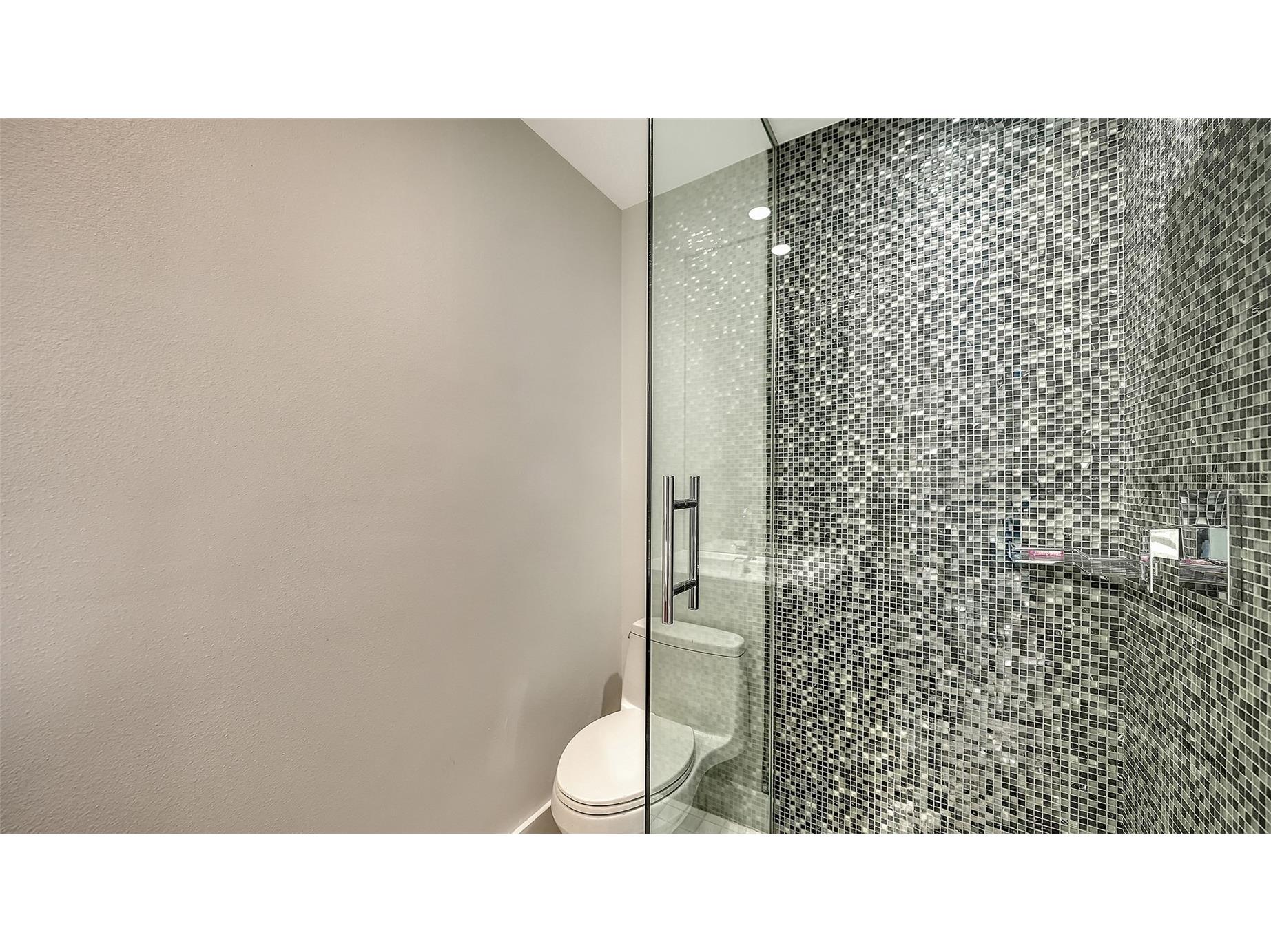 940 Alameda Way Sarasota FL 34234 - WHITAKER BAYOU A4683727 image17