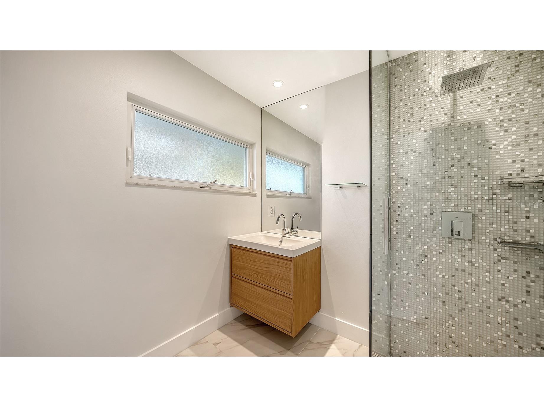 940 Alameda Way Sarasota FL 34234 - WHITAKER BAYOU A4683727 image22