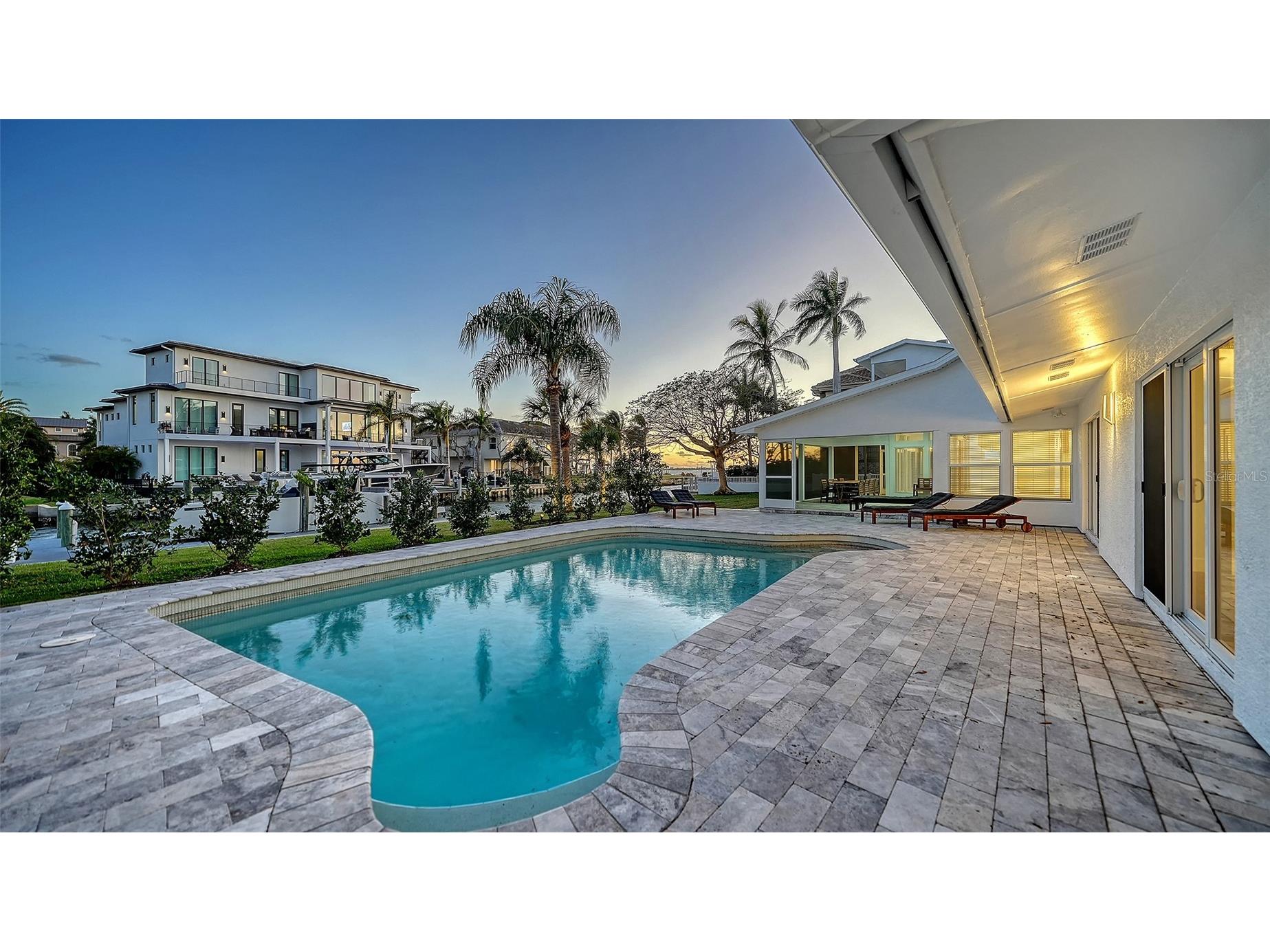 940 Alameda Way Sarasota FL 34234 - WHITAKER BAYOU A4683727 image25