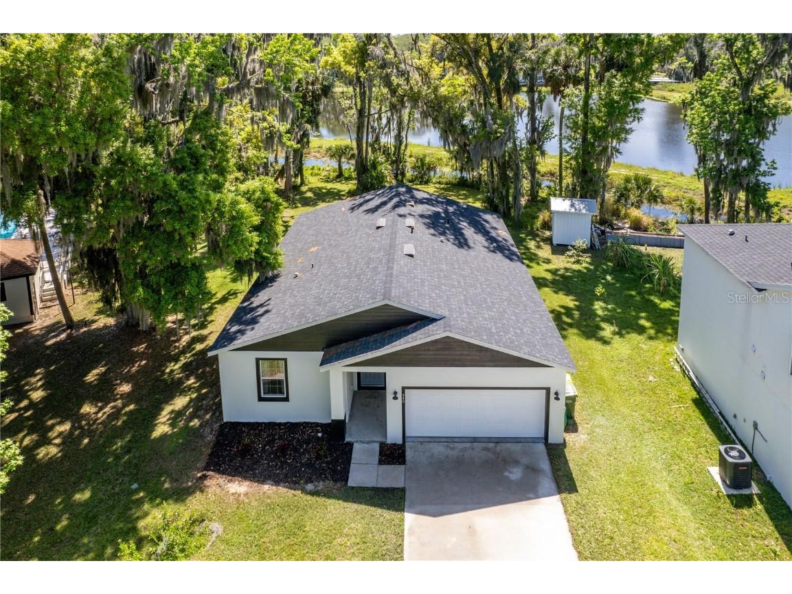 940 Belle Oak Drive Leesburg FL 34748 - LAKE HARRIS G5079690 image1