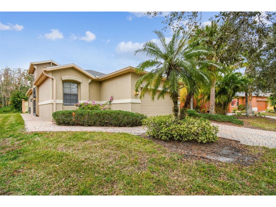 940 Grand Canal Drive Poinciana FL 34759 S5118802 image1