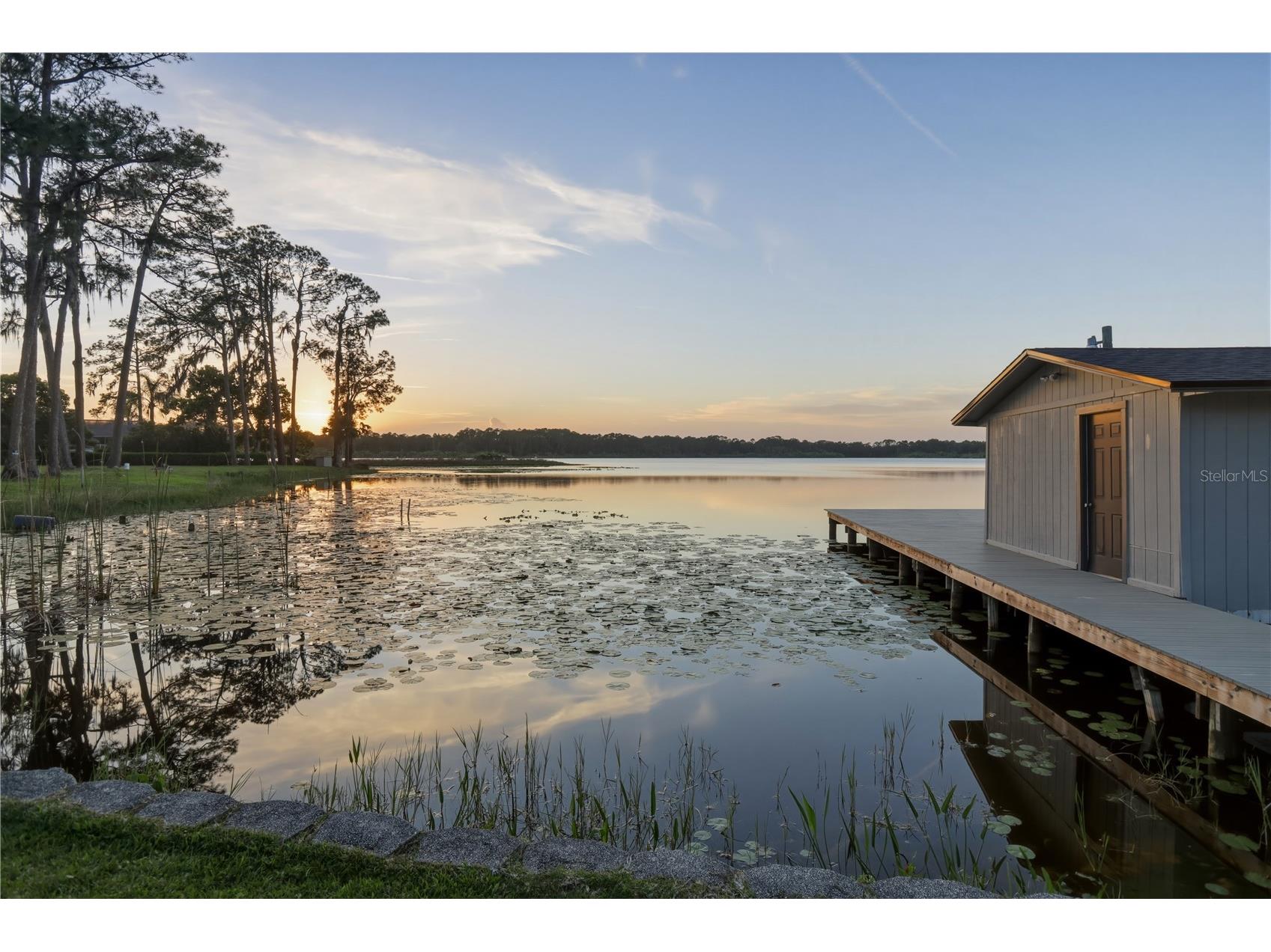 940 N Kepler Road Deland FL 32724 - LAKE TALMADGE V4948240 image33