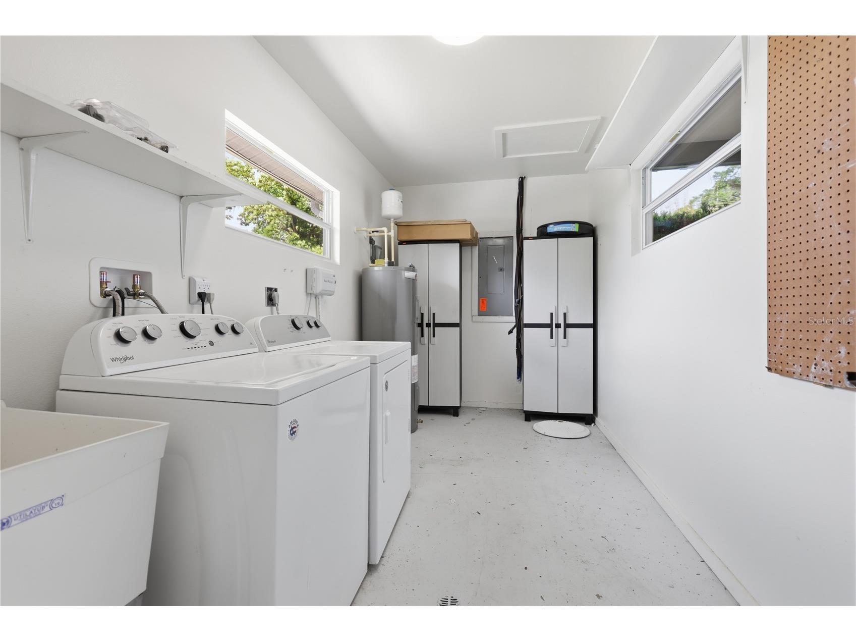 940 N Kepler Road Deland FL 32724 - LAKE TALMADGE V4948240 image41