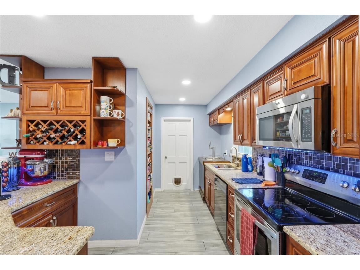 940 Orangeview Drive Largo FL 33778 TB8447829 image29