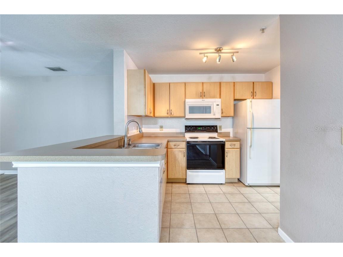 940 Village Trail #2-207 Port Orange FL 32127 V4944195 image21