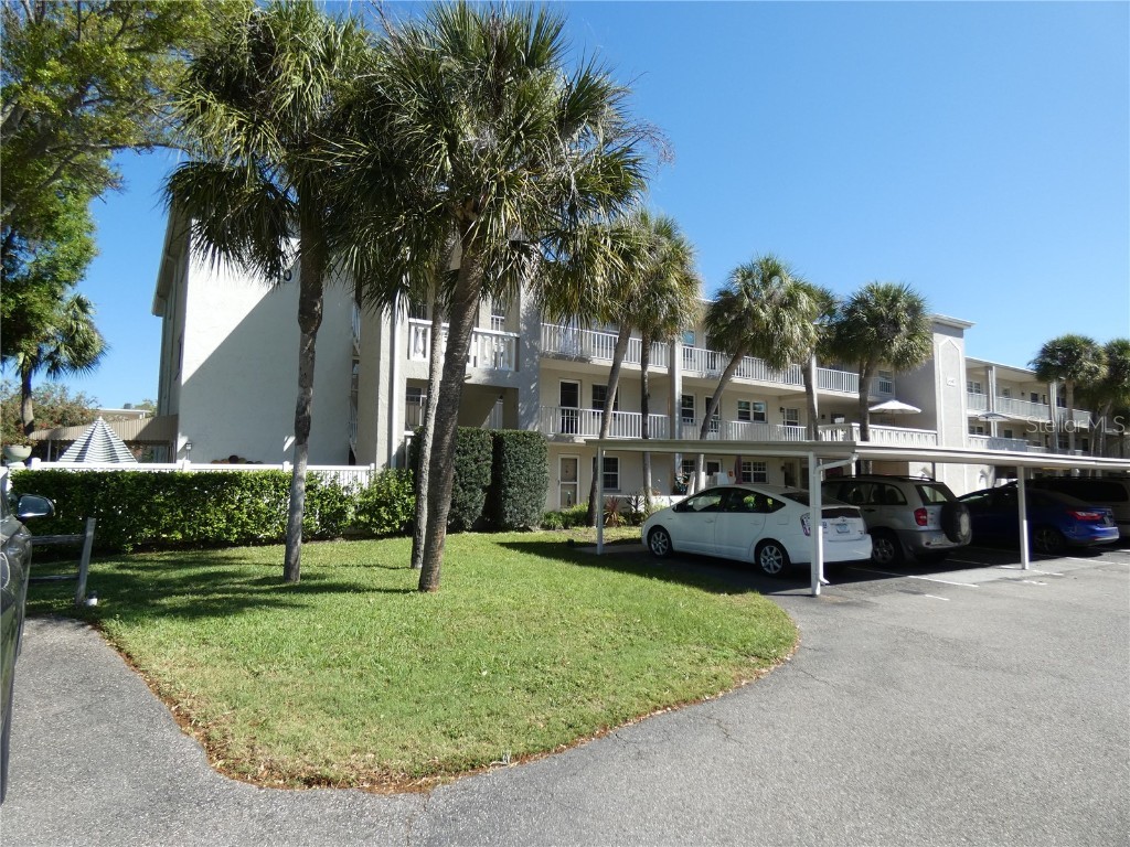 940 Virginia Street #105 Dunedin FL 34698 U8155413 image1