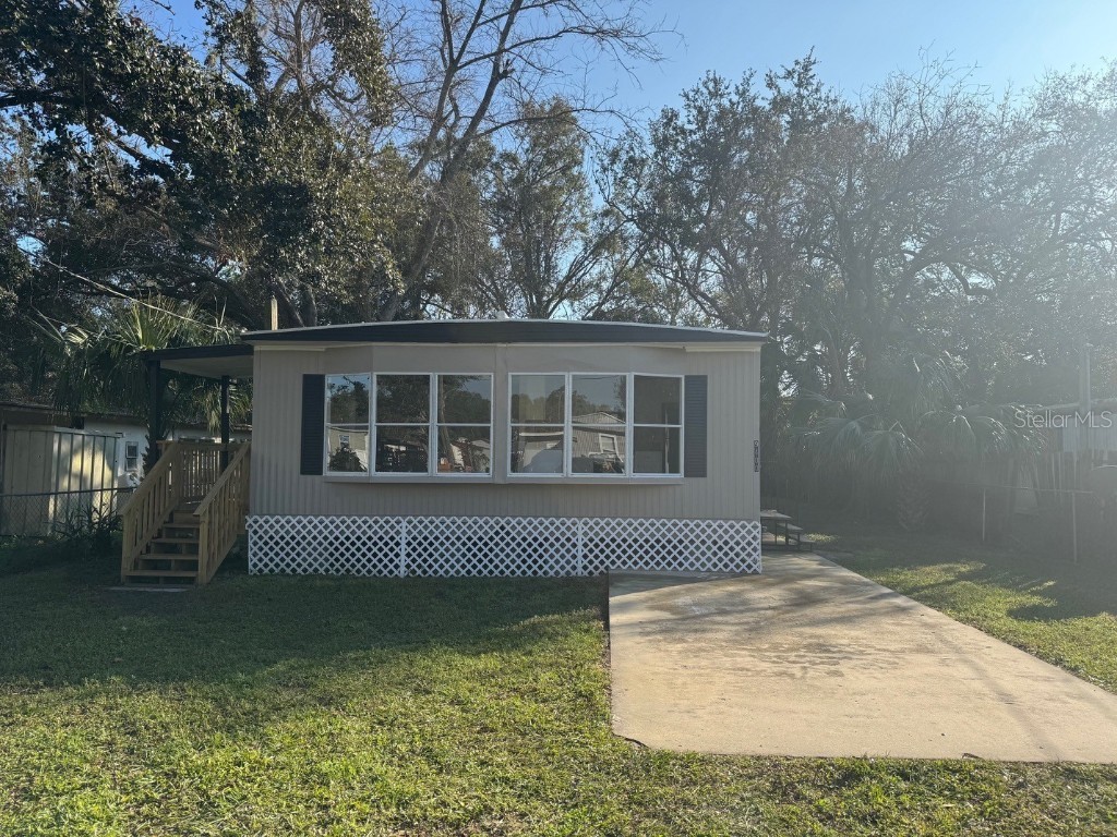 9400 Loras Street New Port Richey FL 34654 W7871398 image1