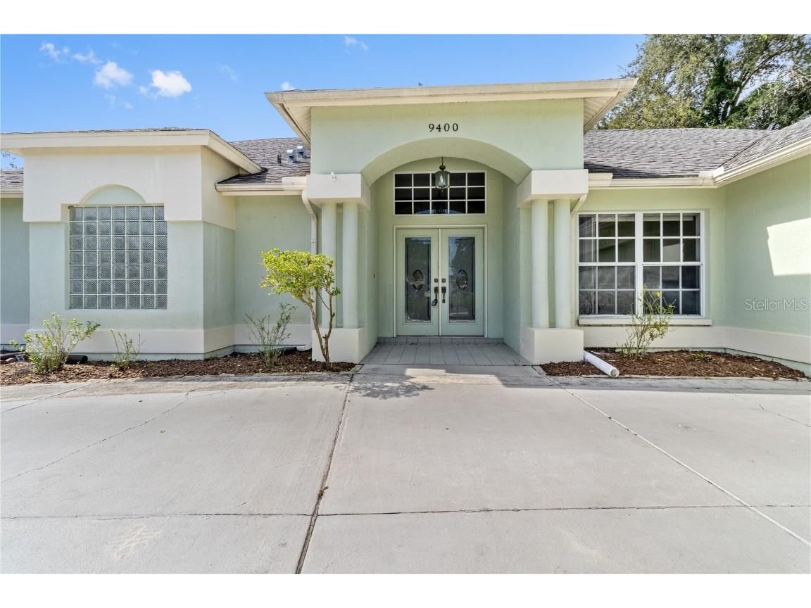 9400 Merriweather Drive Weeki Wachee FL 34613 TB8424694 image1