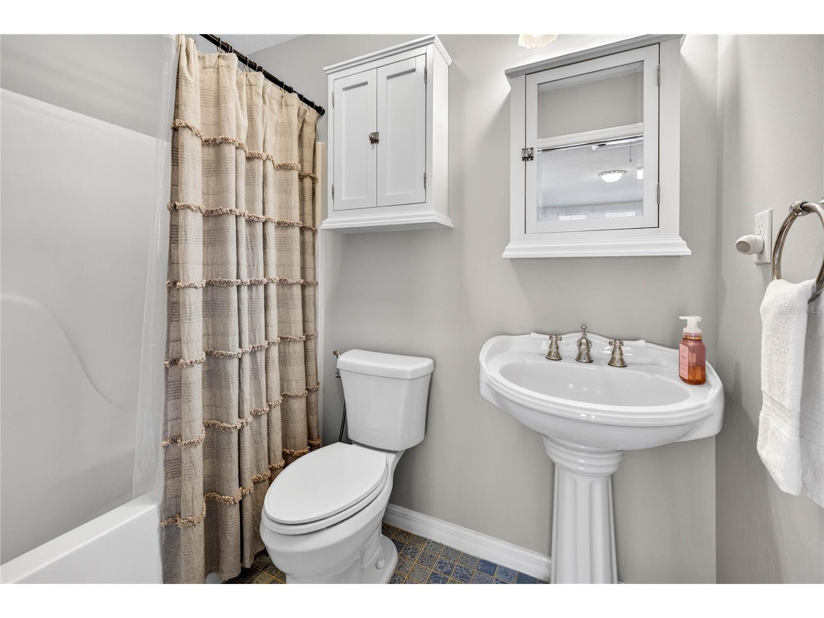 9400 Savoy Court New Port Richey FL 34654 TB8517222 image32