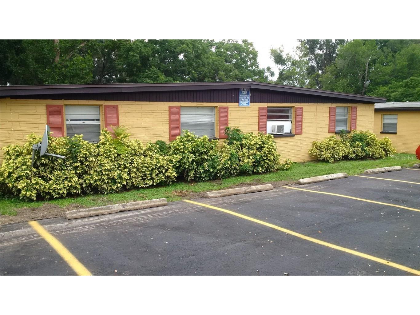 9401 Goldenrod Road #16 Thonotosassa FL 33592 T3346768 image1