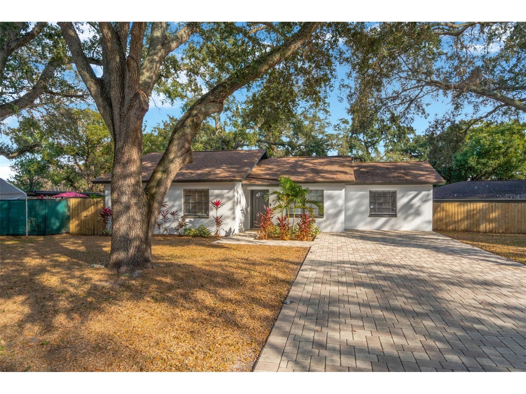 9401 N Willow Avenue Tampa FL 33612 TB8467651 image1