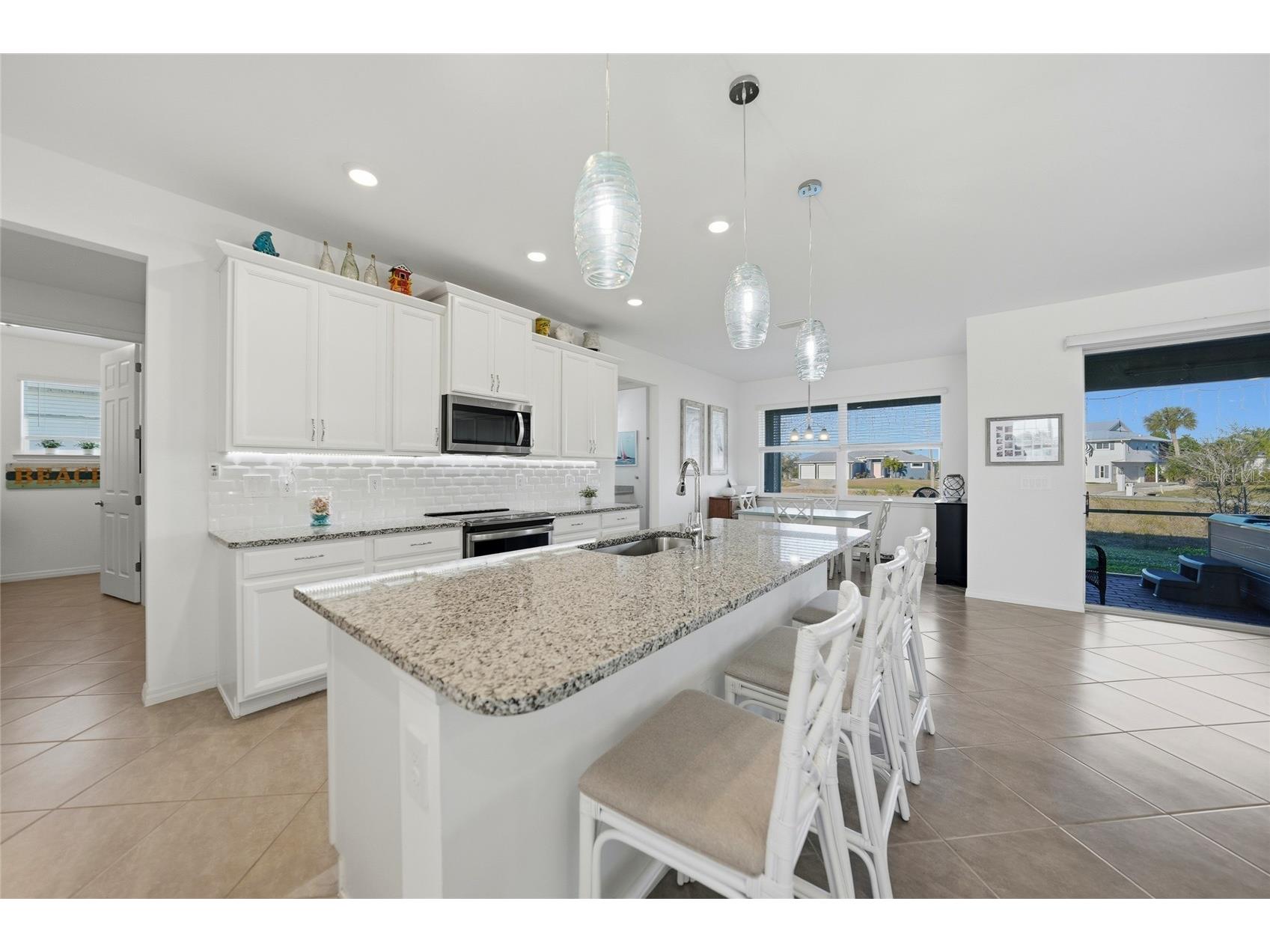 9401 President Circle Port Charlotte FL 33981 D6145708 image10