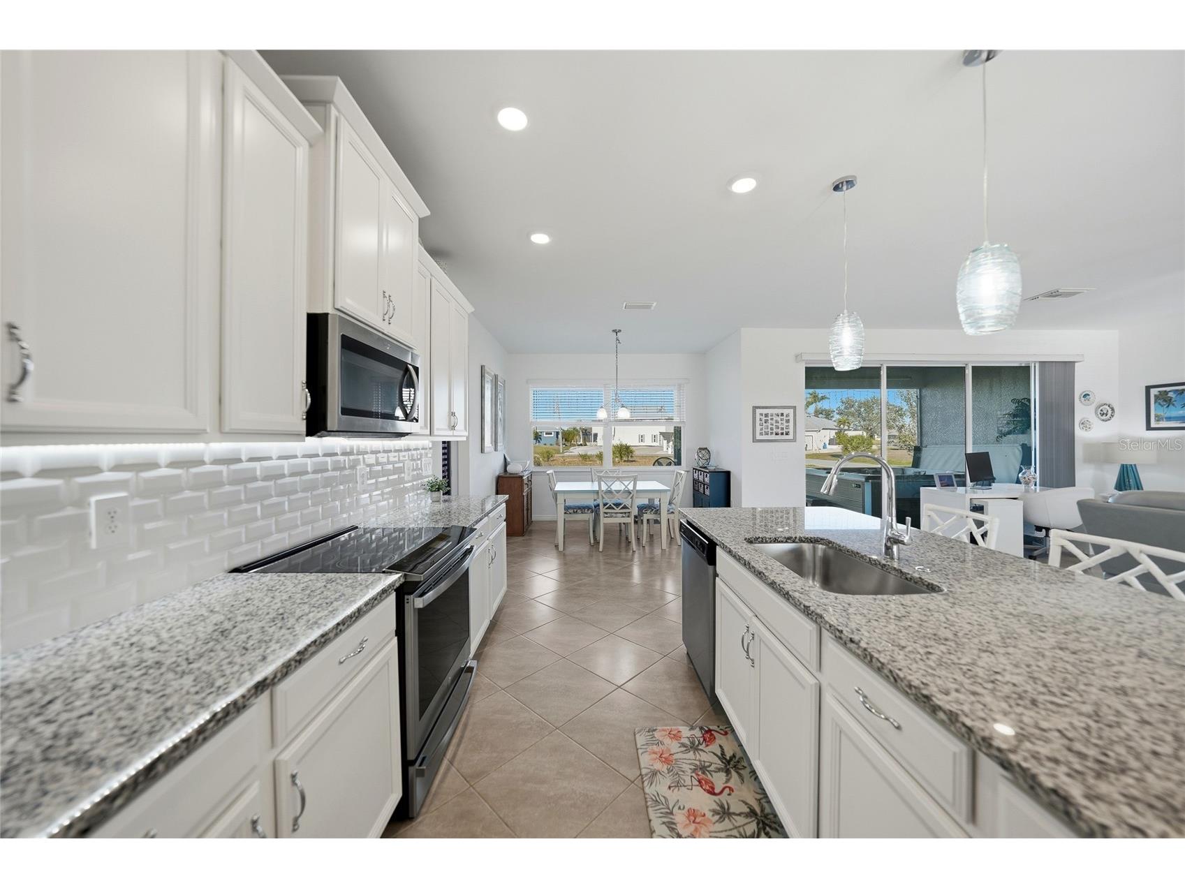 9401 President Circle Port Charlotte FL 33981 D6145708 image11