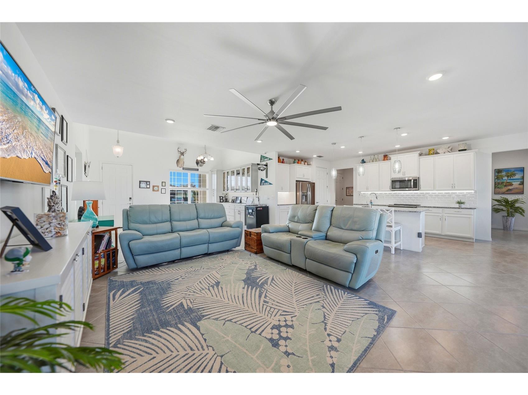 9401 President Circle Port Charlotte FL 33981 D6145708 image4