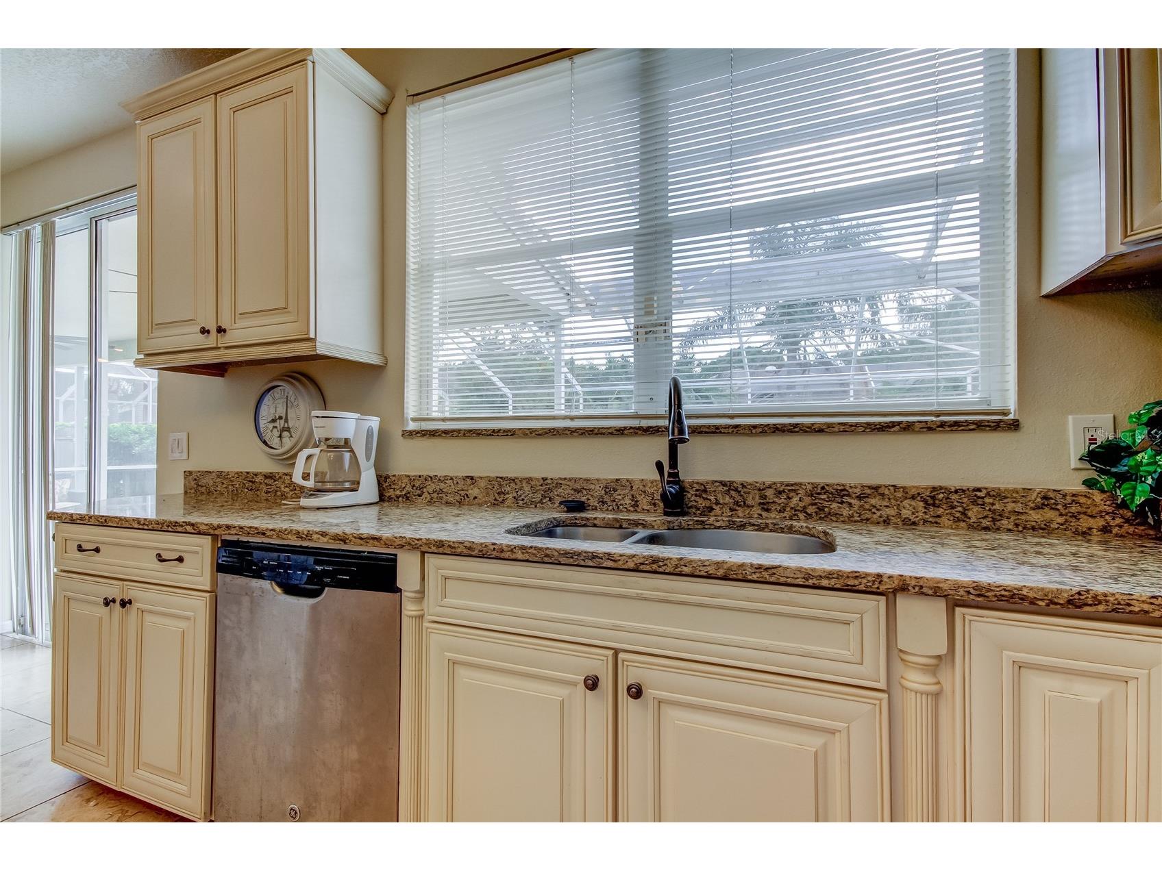 9401 Woodbay Drive Tampa FL 33626 O6394550 image17
