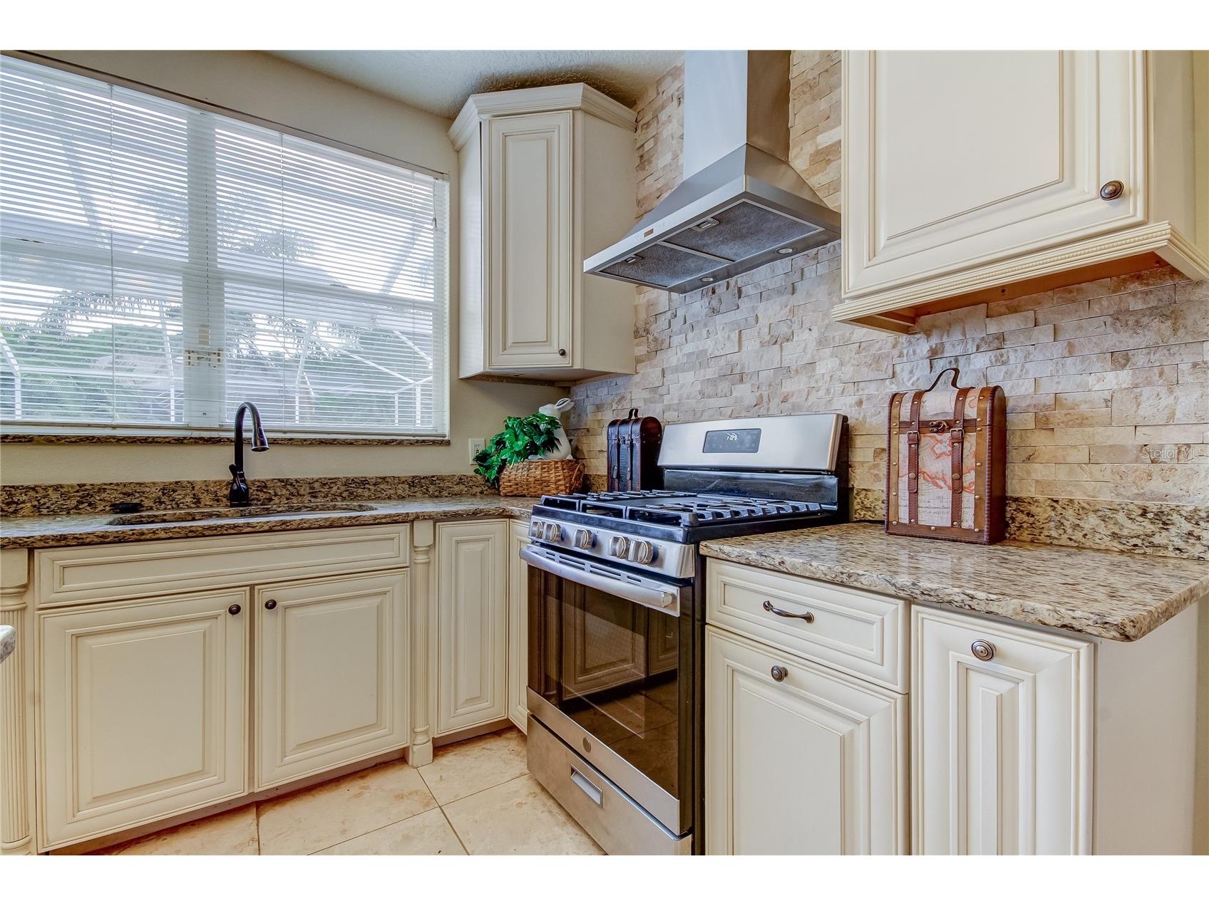 9401 Woodbay Drive Tampa FL 33626 O6394550 image18