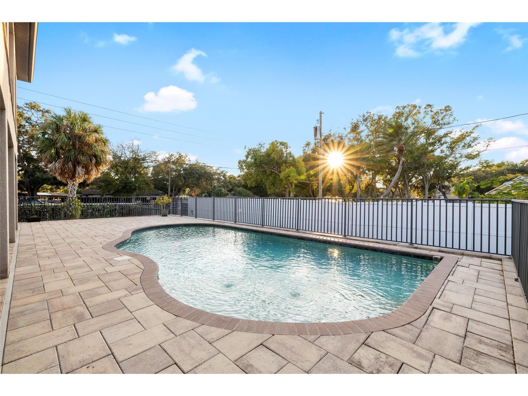 9402 59th Street N Pinellas Park FL 33782 TB8454801 image2