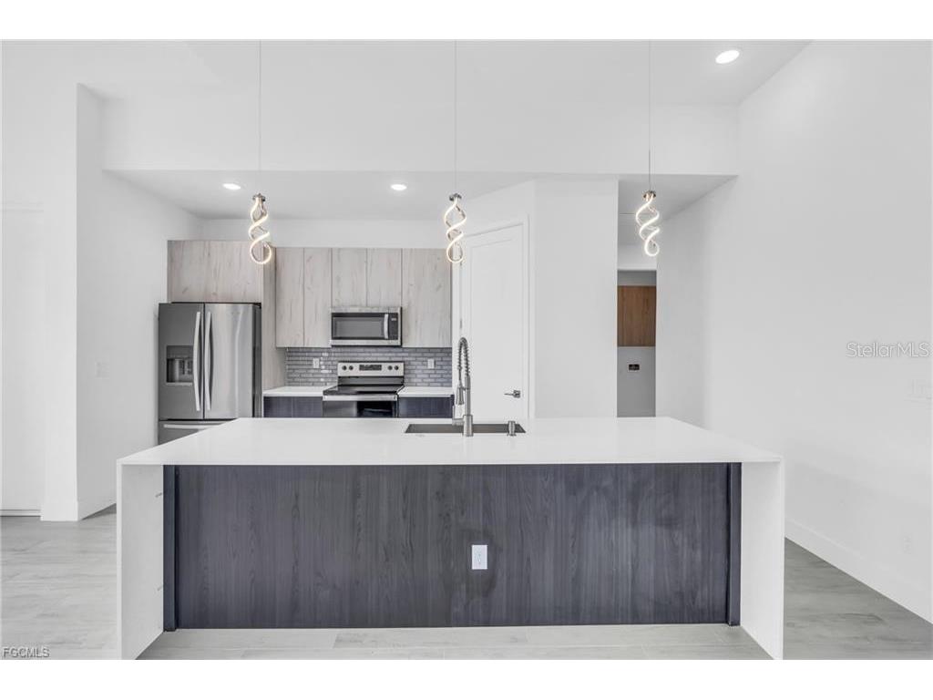 9402 Arrid Circle Port Charlotte FL 33981 - MODESTO WATERWAY A4691932 image14