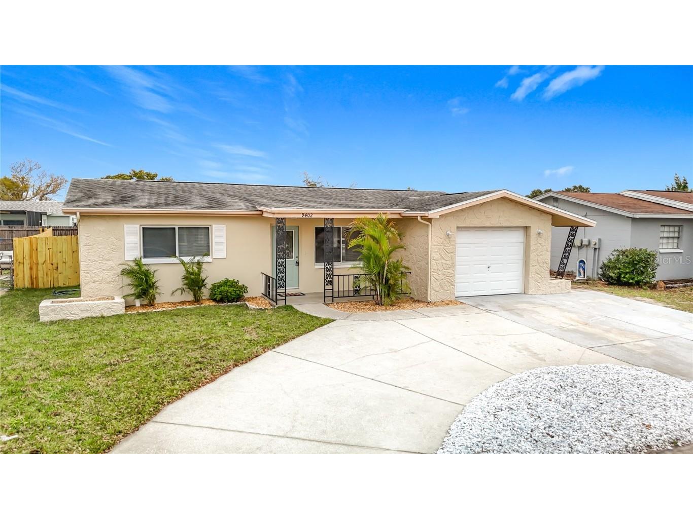 9402 Barrington Lane Port Richey FL 34668 W7873324 image1