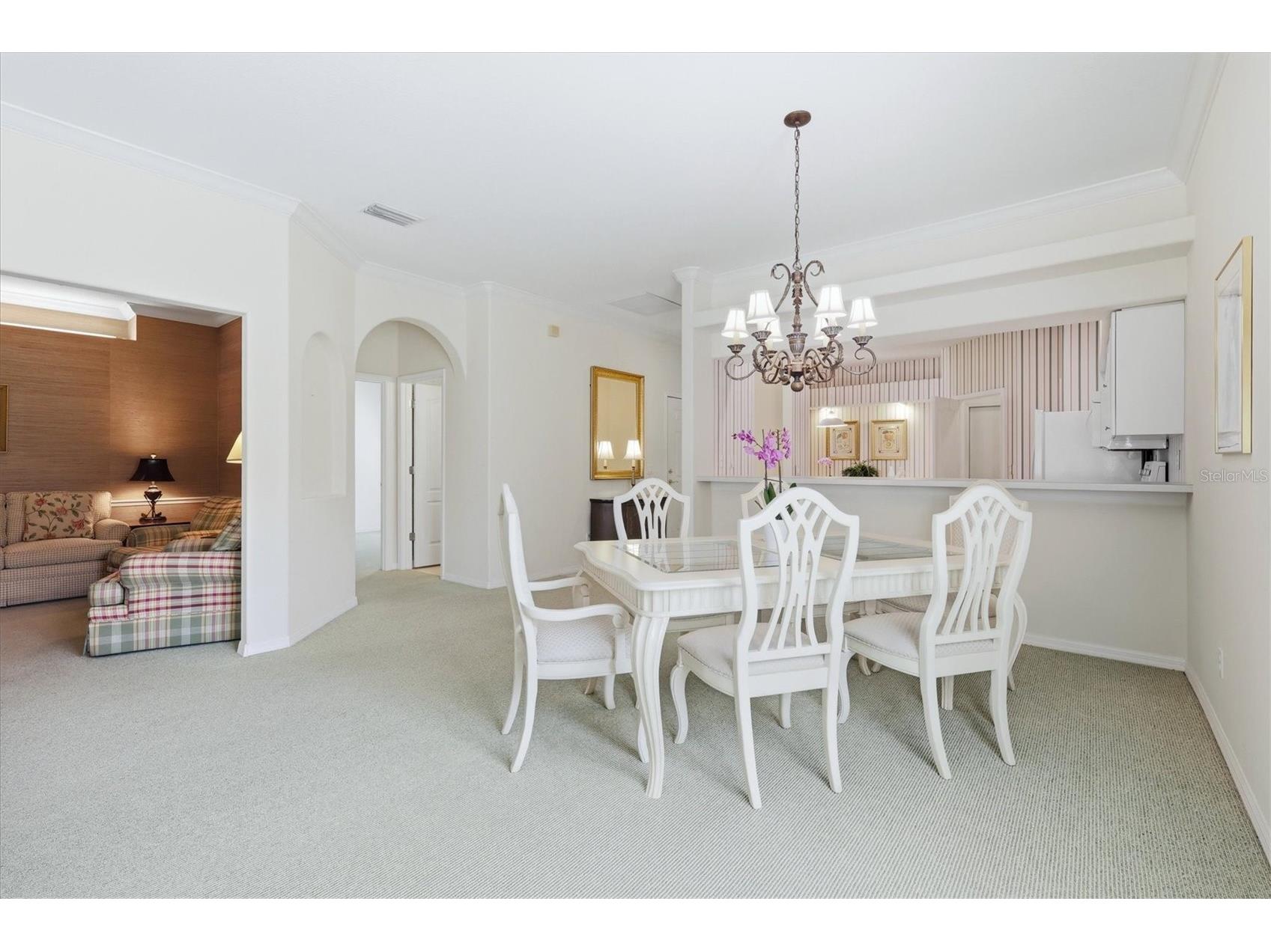 9402 Forest Hills Circle Sarasota FL 34238 A4697494 image18
