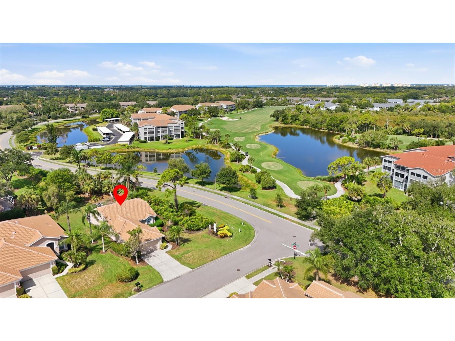 9402 Forest Hills Circle Sarasota FL 34238 A4697494 image3